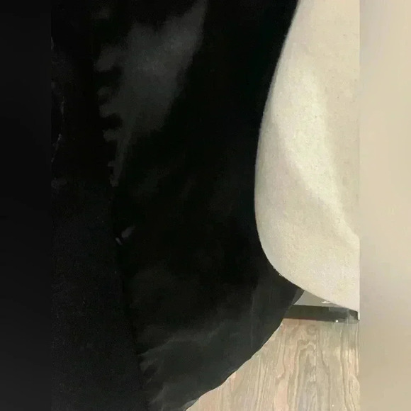 Trina Trunk Coat - Picture 6 of 6